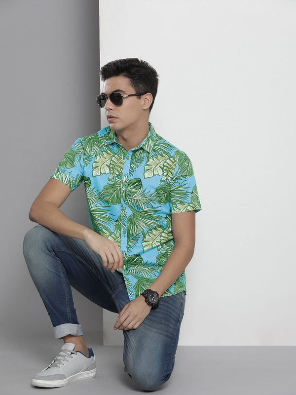 The Indian Garage Co Men Slim Fit Floral Print Resortwear Shirt