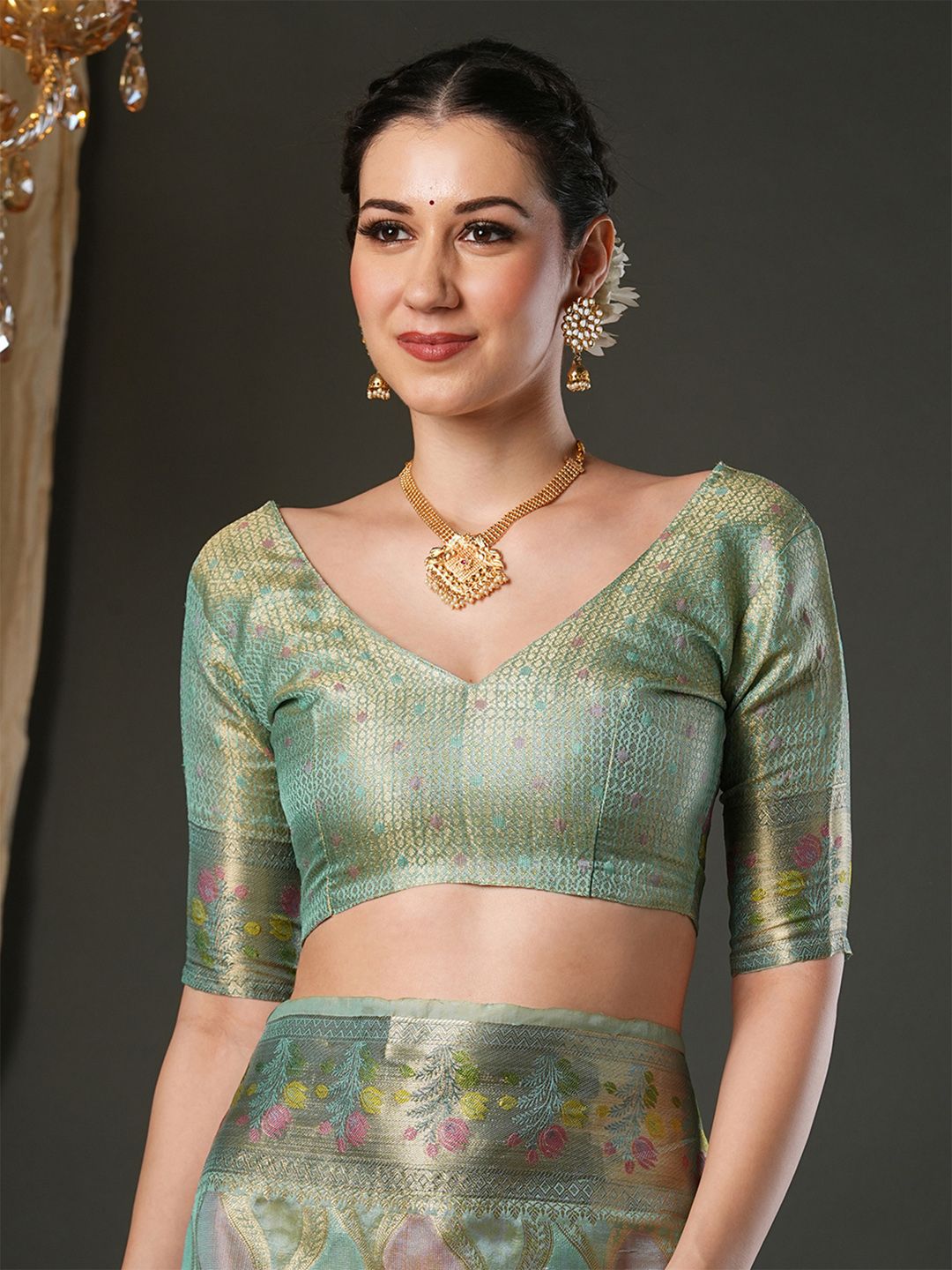 Saree mall Woven Design Zari Organza Banarasi Sarees