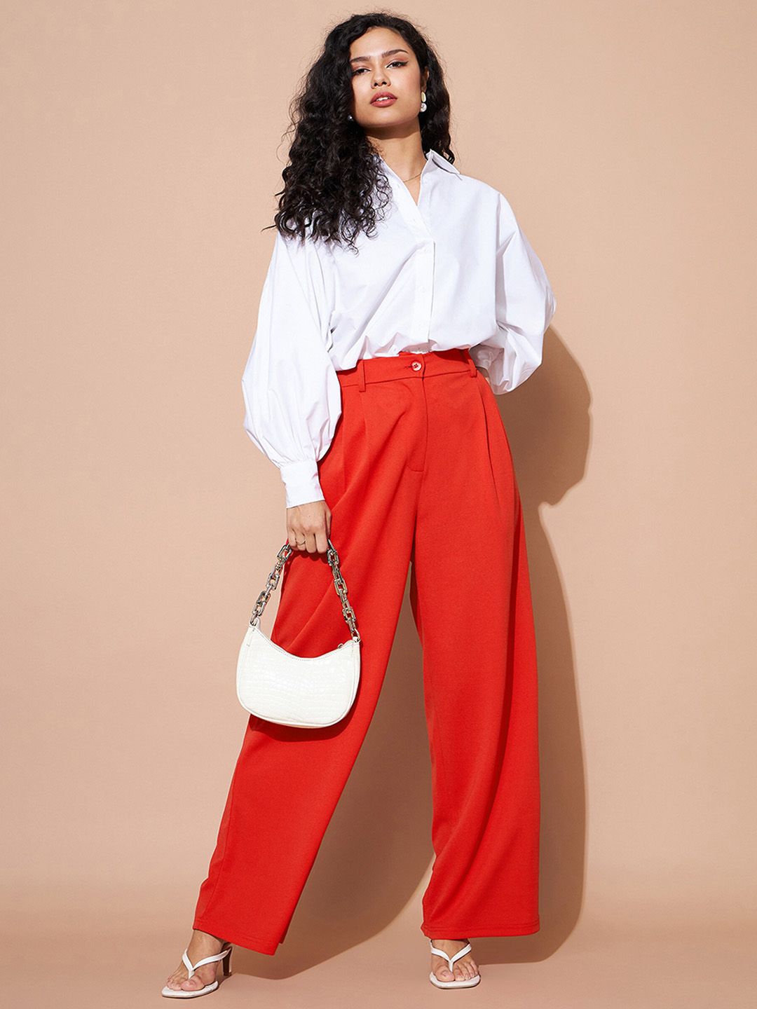 SASSAFRAS BASICS Women Regular Fit Plain Pleated Trousers