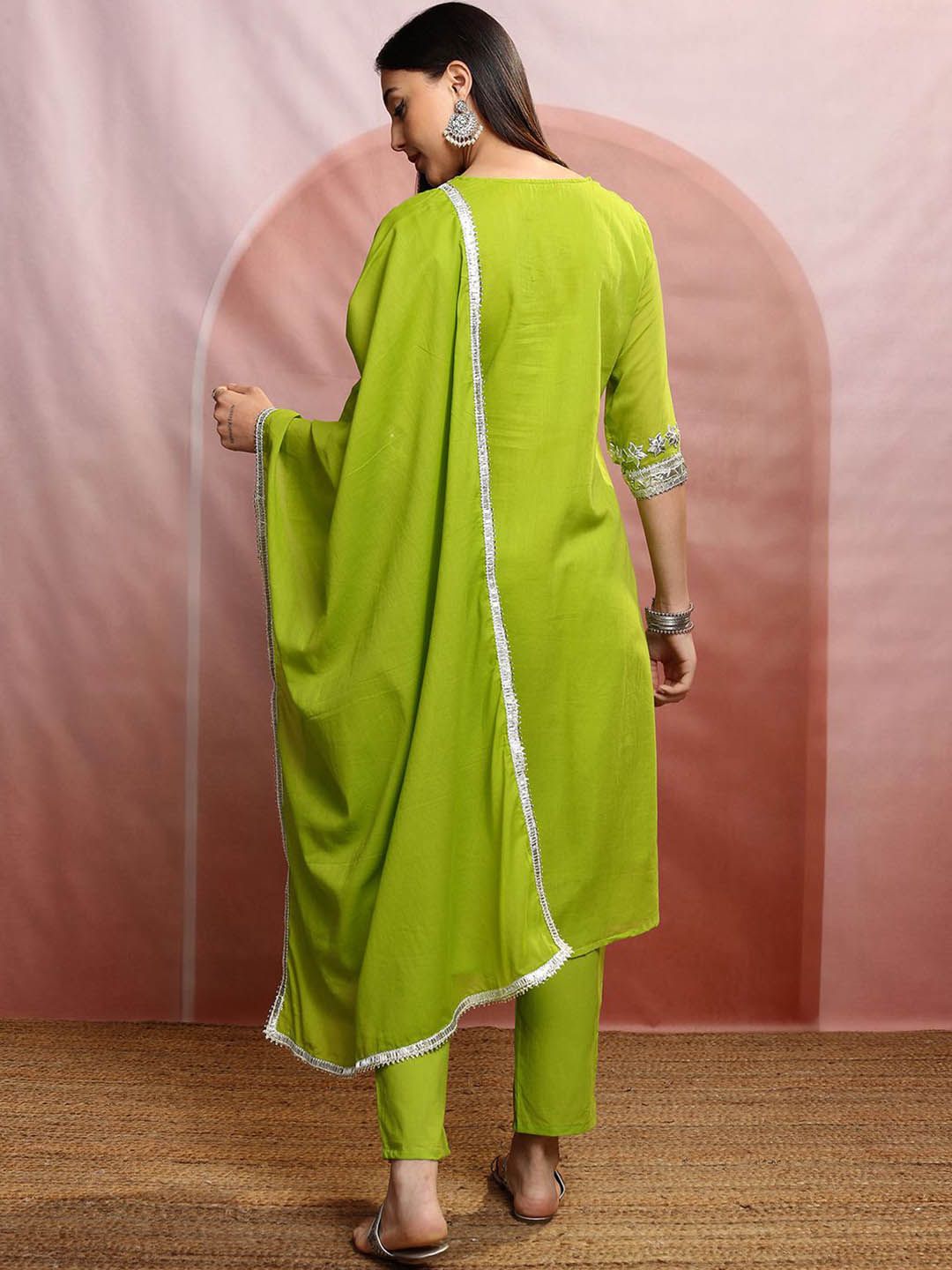 Vishudh Green Notch Neck Floral Embroidered Regular Pure Cotton Straight Kurta Set
