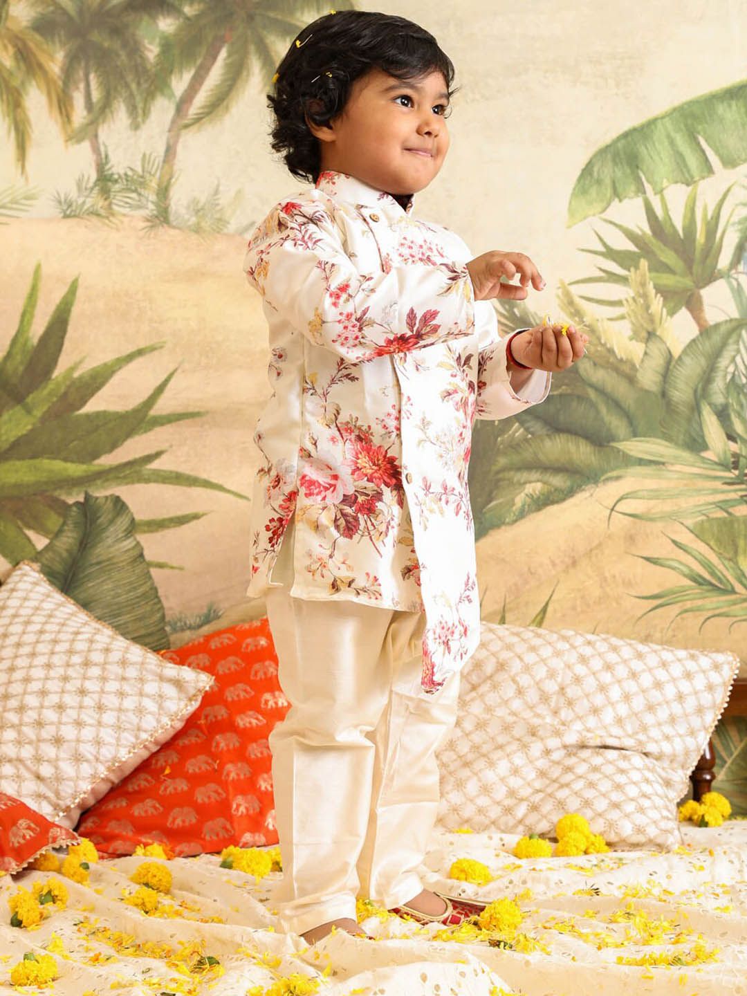 VASTRAMAY Boys Floral Printed Mandarin Collar Angrakha Kurta with Pyjama
