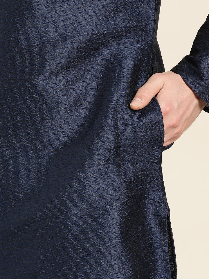 SOJANYA Lelaki Navy Blue Woven Design Straight Kurta