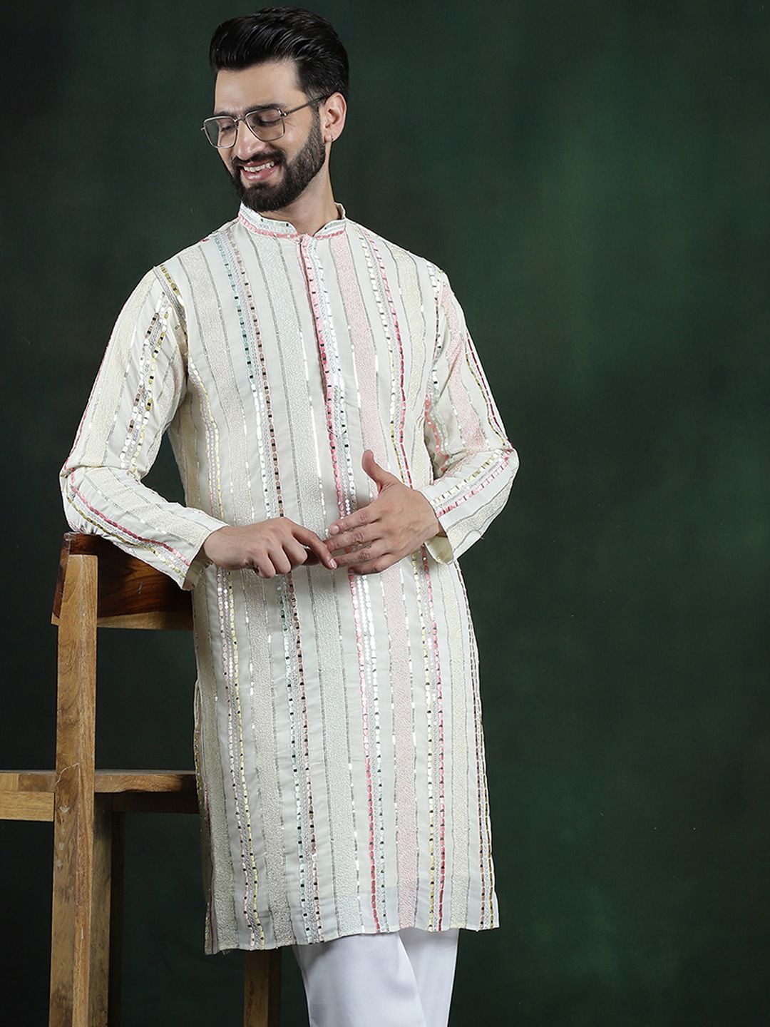 SOJANYA LUXE Cermin Sulam Karya Georgette Straigth Kurta