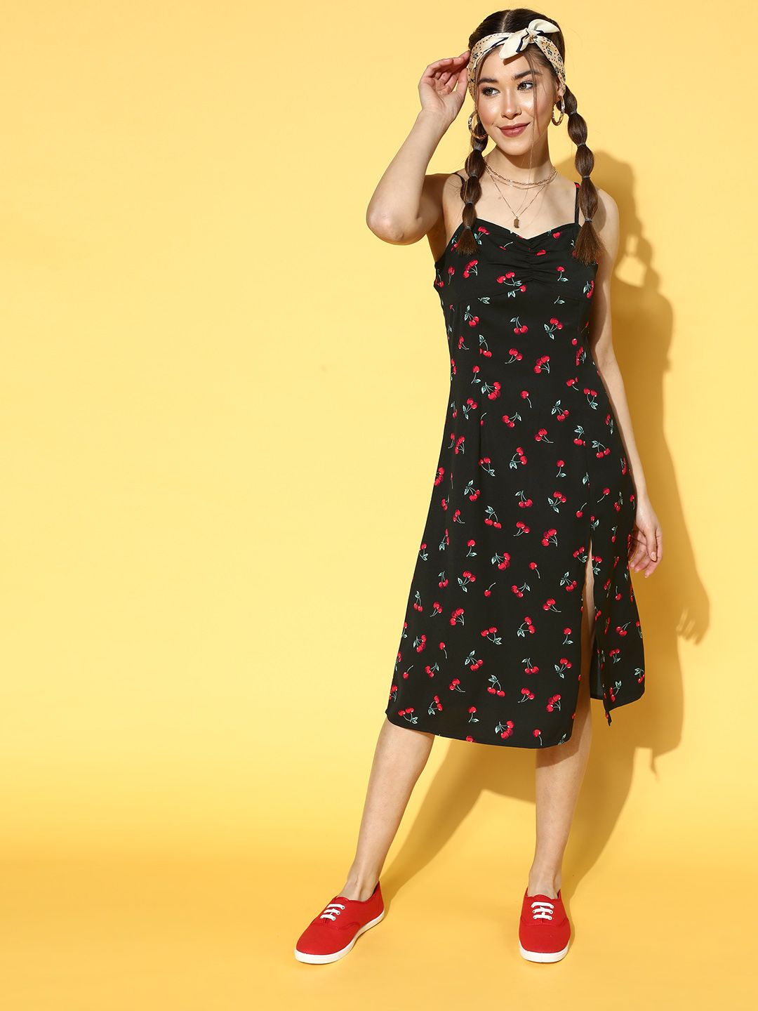 Berrylush Black & Red A-Line Midi Dress
