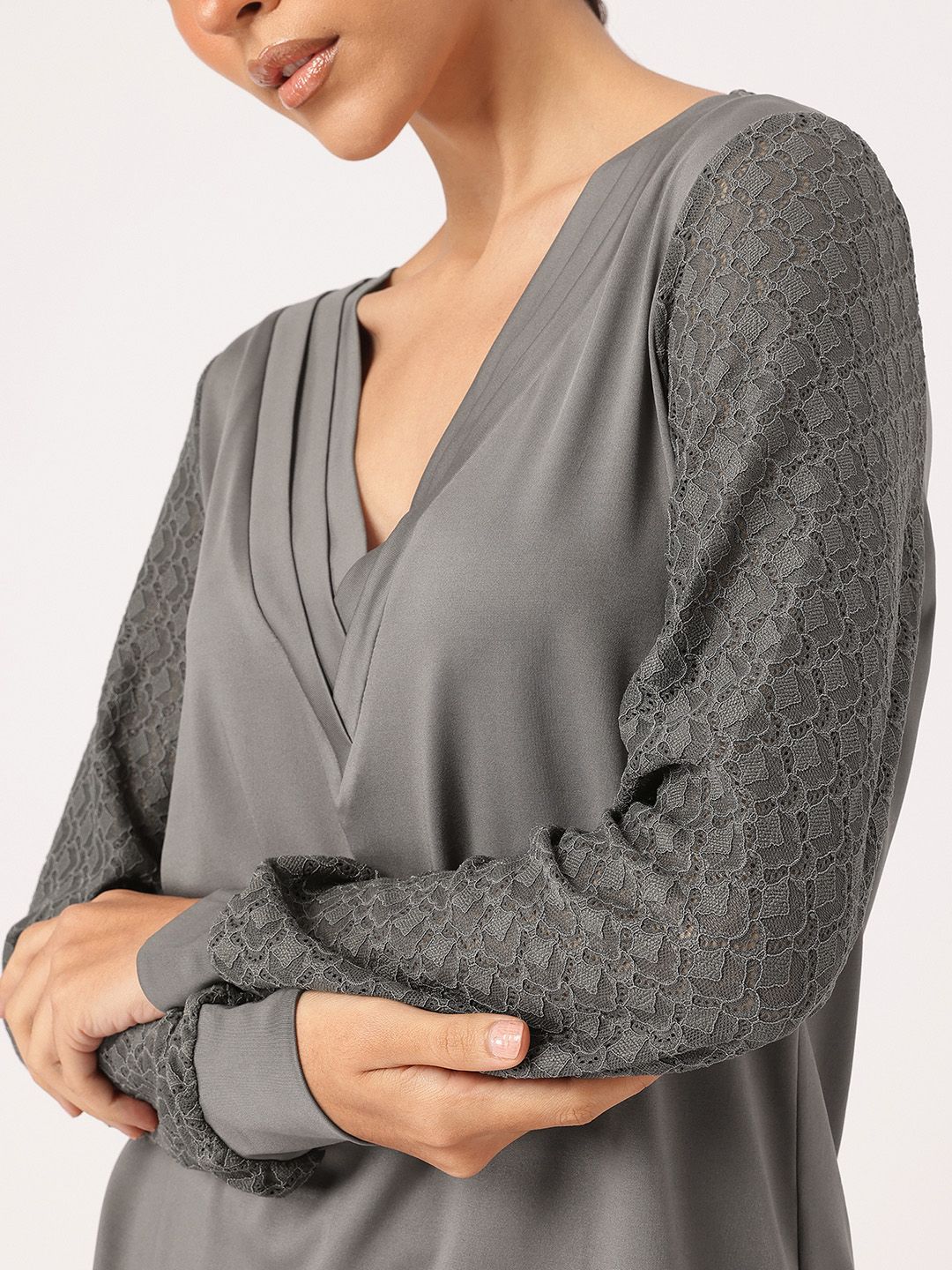DressBerry Lace Elegance V-Neck Top