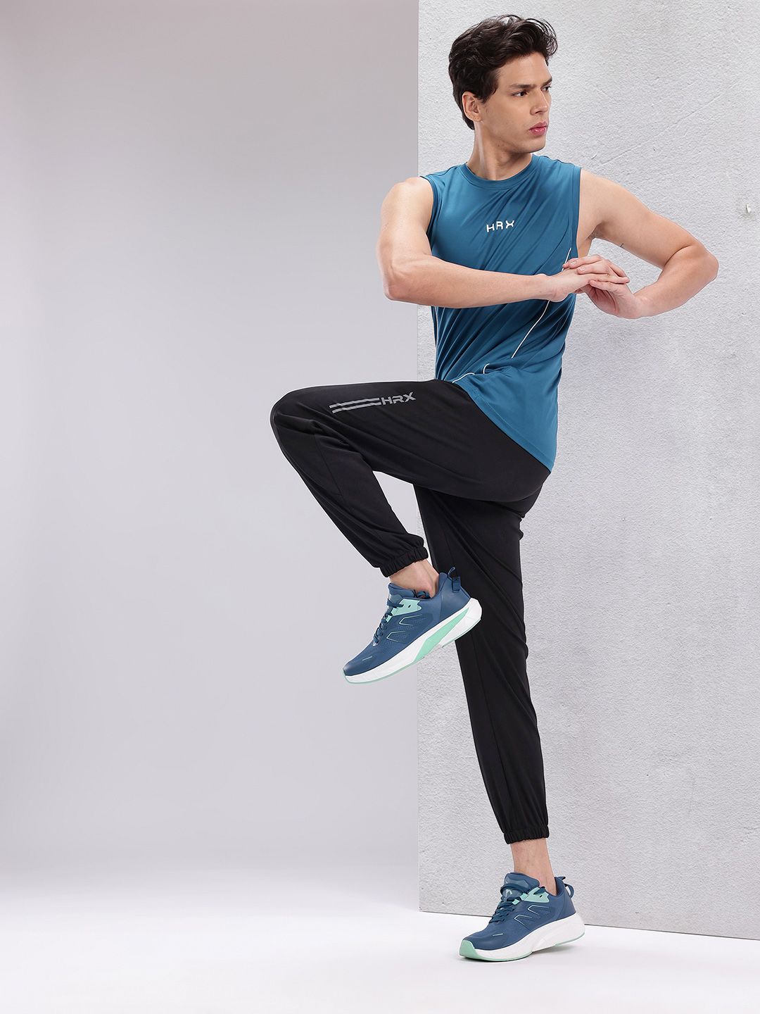 HRX by Hrithik Roshan Men Brand Logo Print Detail Rapid-Dry Training Joggers