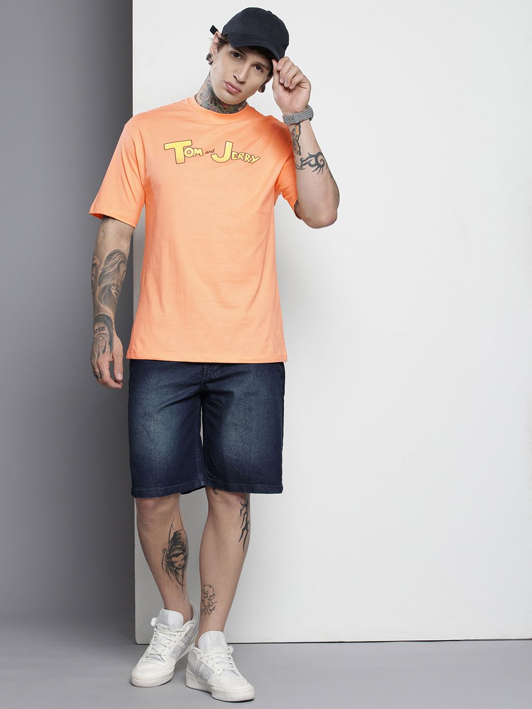 The Indian Garage Co Pure Cotton Tom & Jerry Printed Drop-Shoulder Sleeves Boxy T-shirt