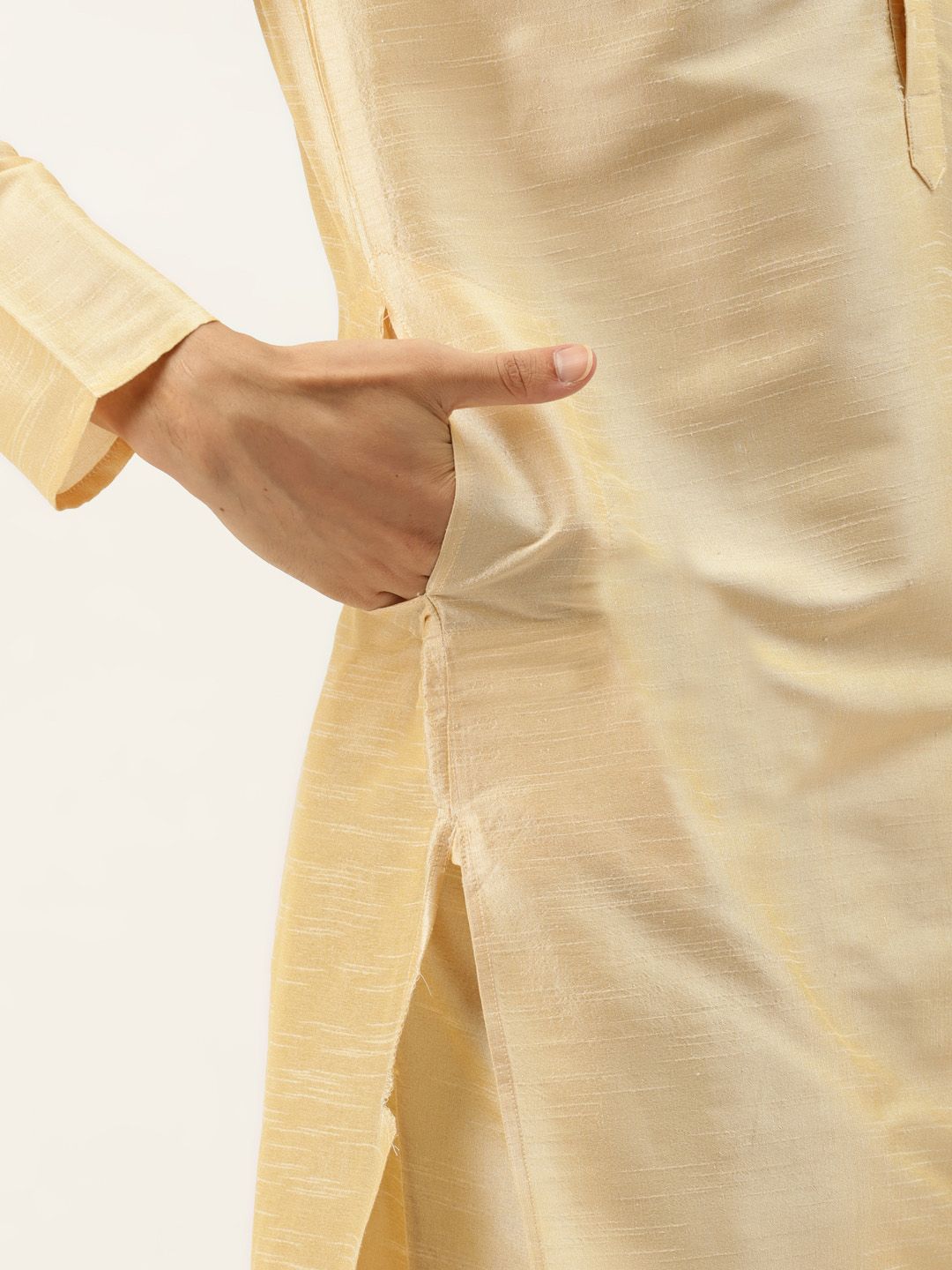 SOJANYA Men Beige & Blue Kurta with Churidar