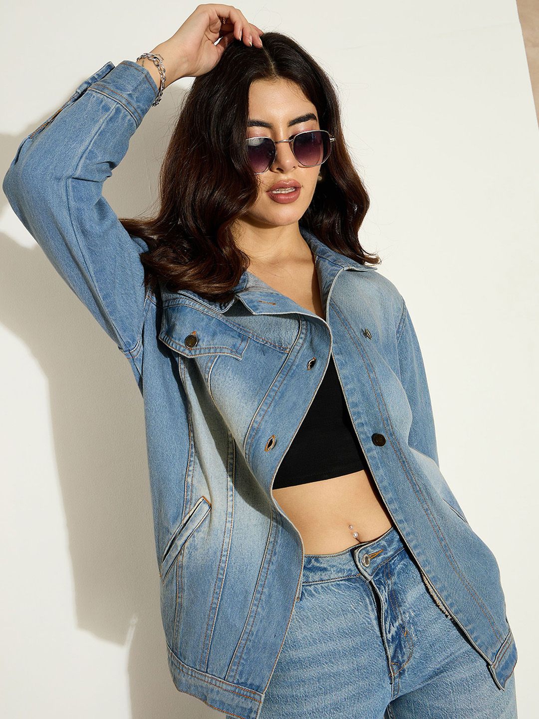 SASSAFRAS Women Washed Longline Denim Jacket