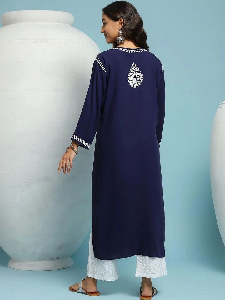 House of Chikankari Women Embroidered Chikankari Kurta