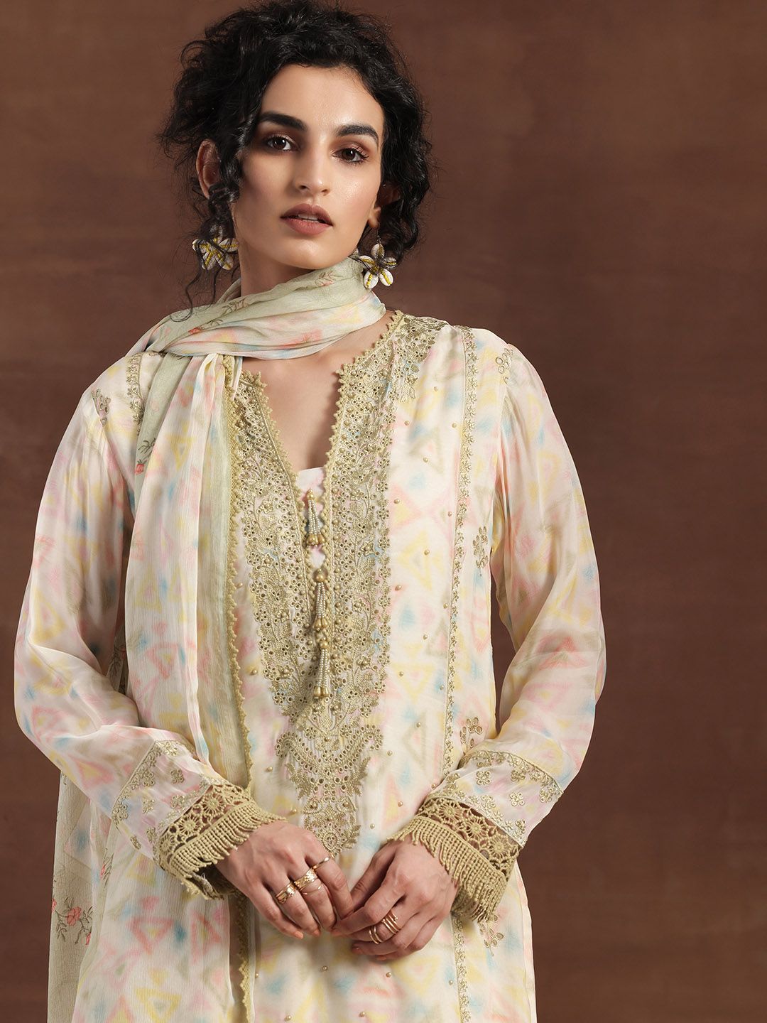 Libas Ethnic Motifs Printed Sweetheart Neck Long Sleeves Kurta Set