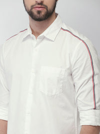 HIGHLANDER Men White Slim Fit Casual Shirt