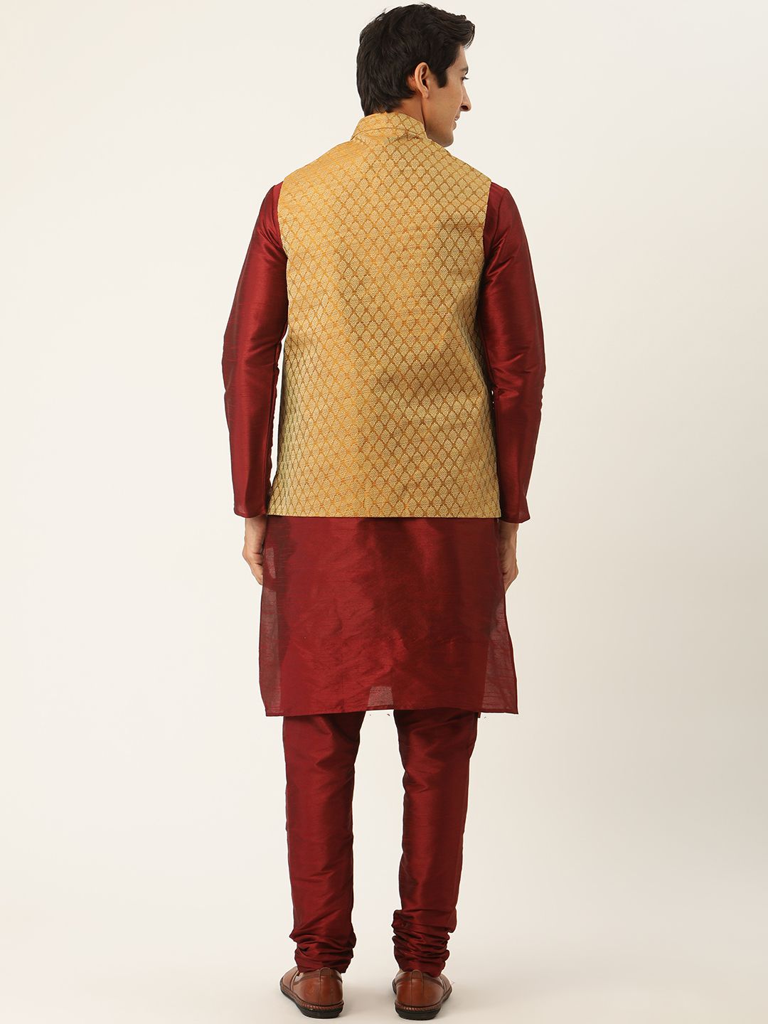 SOJANYA Men Maroon & Mustard Yellow Solid Kurta with Churidar & Nehru Jacket
