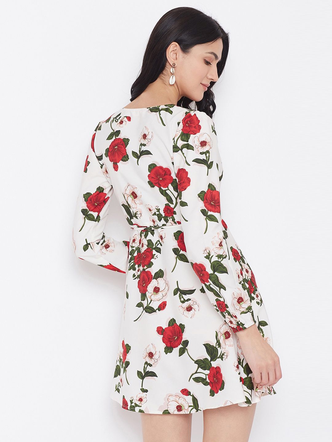 Berrylush Women White Printed Fit and Flare Dress