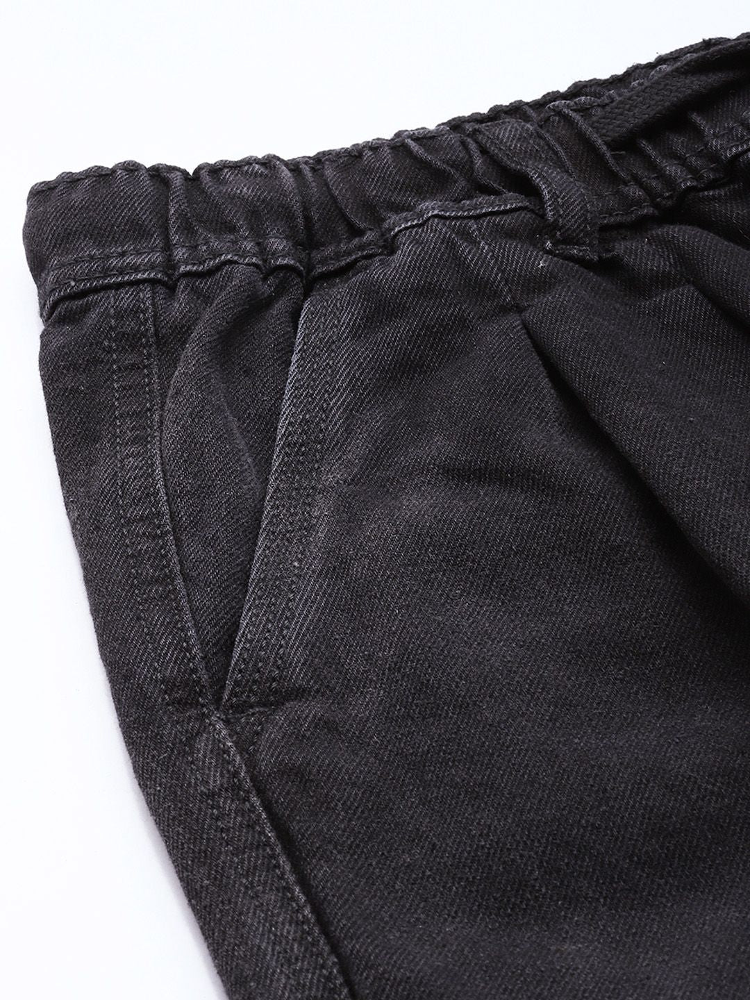 The Indian Garage Co Men Pleated Relaxed Fit Pure Cotton Jeans