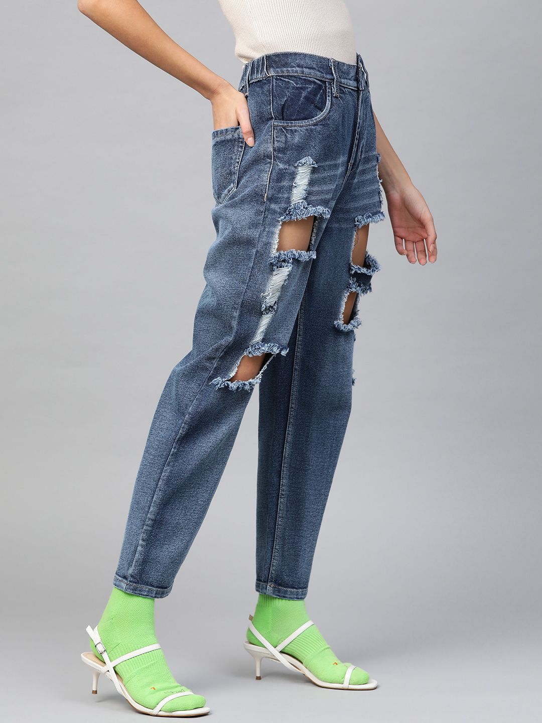 SASSAFRAS Women Blue Cotton Relaxed Fit High-Rise Highly Distressed Stretchable Crop Jeans