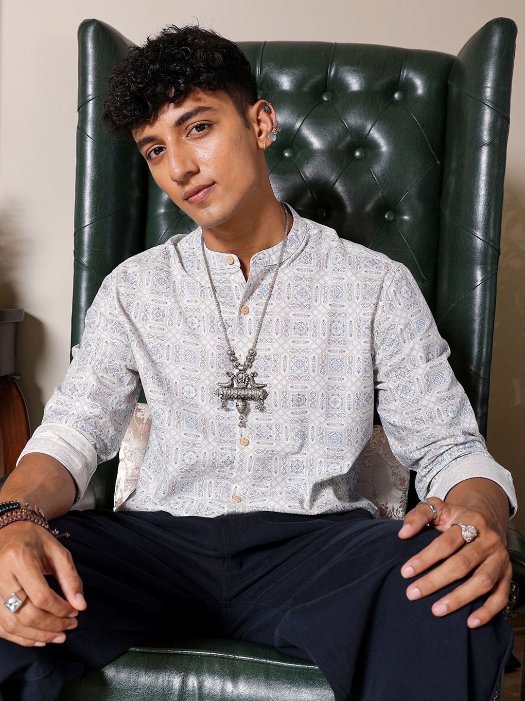 The Indian Garage Co Men Slim Fit Indie Printed Resortwear Shirt