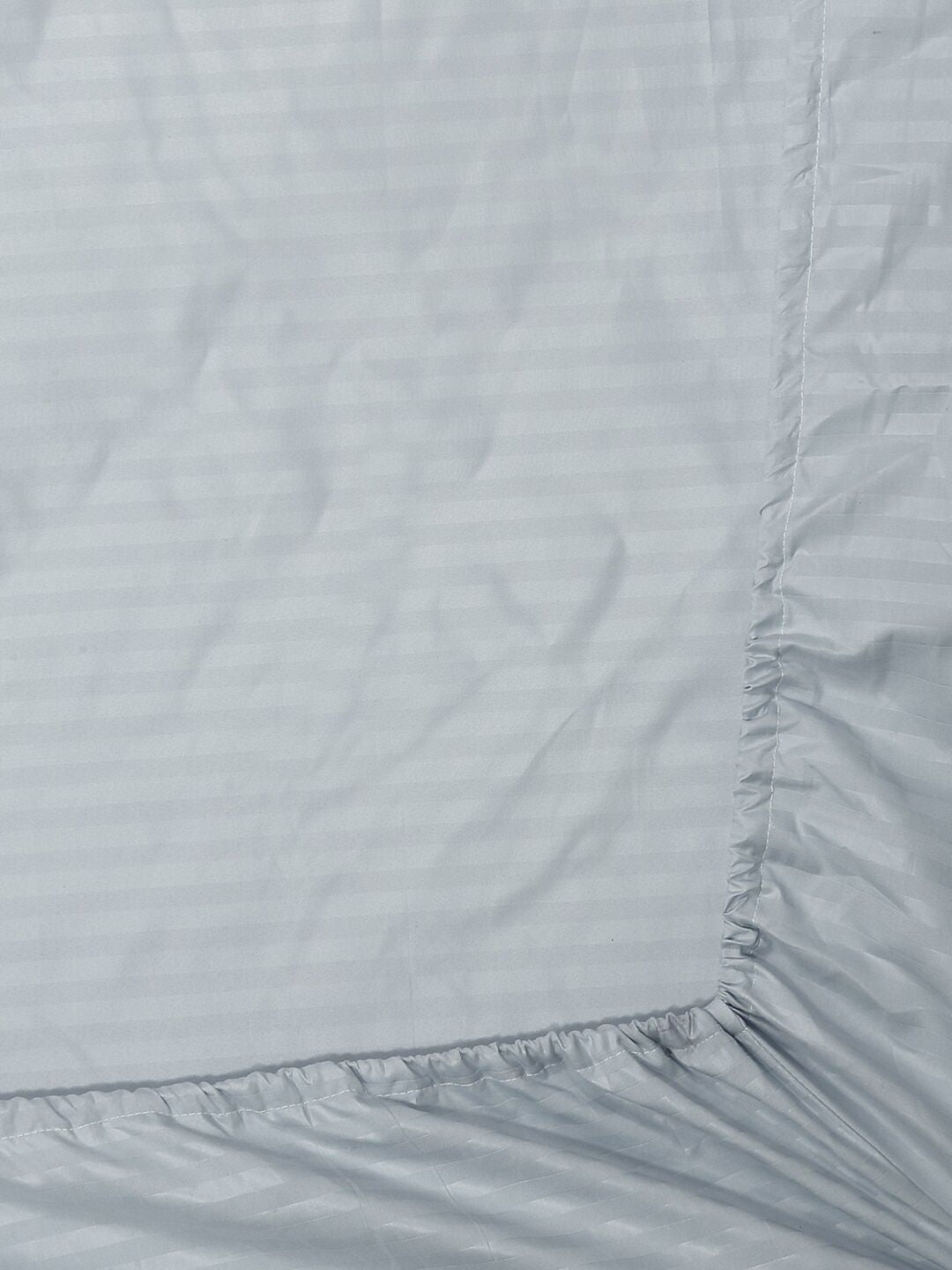 KLOTTHE Striped 300 TC Fitted Super King Double Bedsheet with 2 Pillow Covers