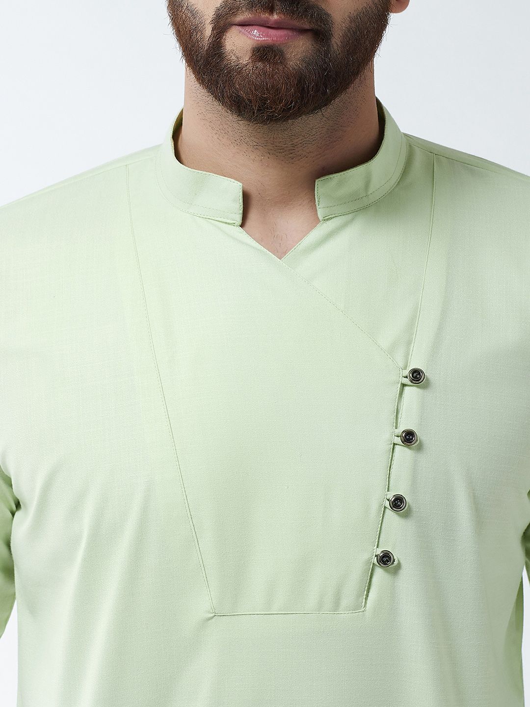 SOJANYA Men Green Solid Straight Kurta