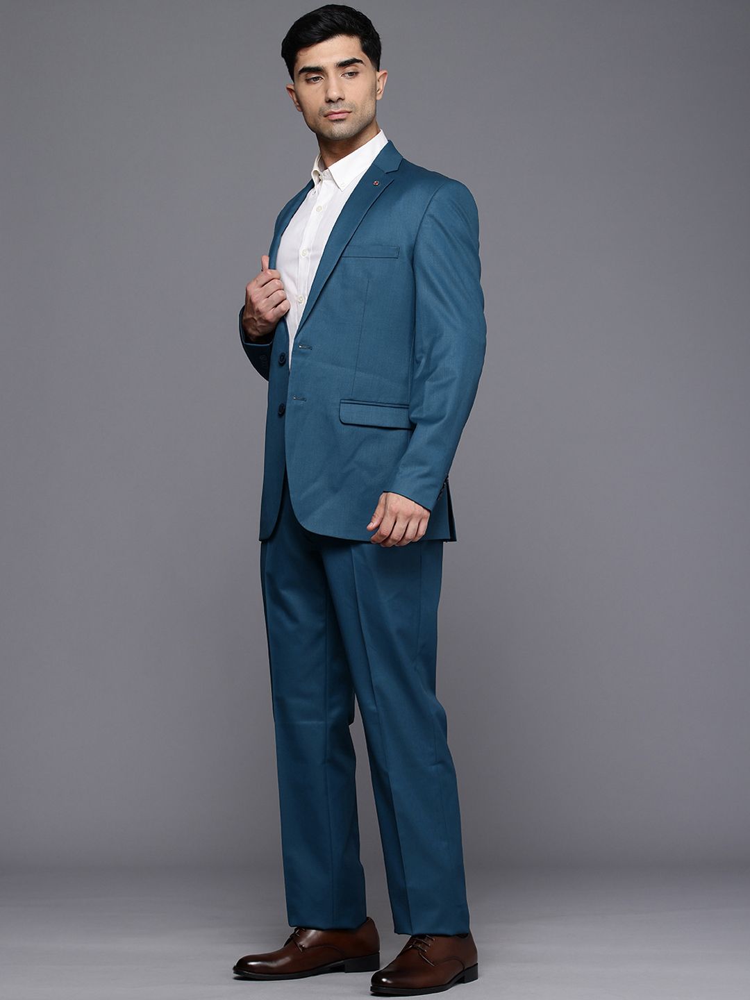 Raymond Single Breasted Contemporary Fit 2 Piece Formal Suits