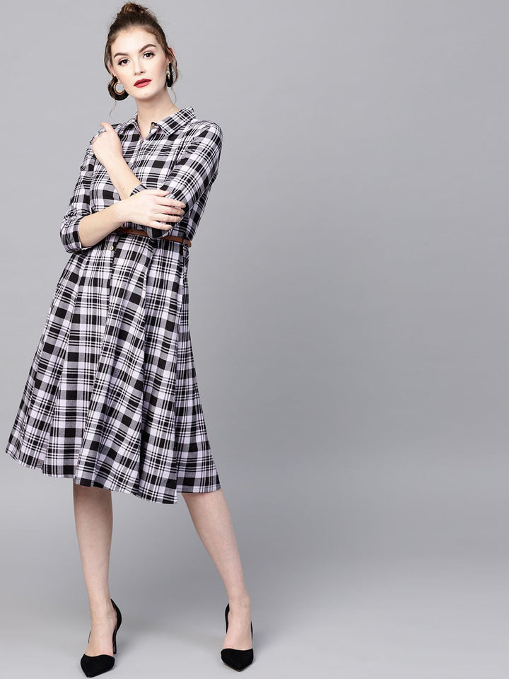 SASSAFRAS Women Black & Lavender Checked Shirt Dress