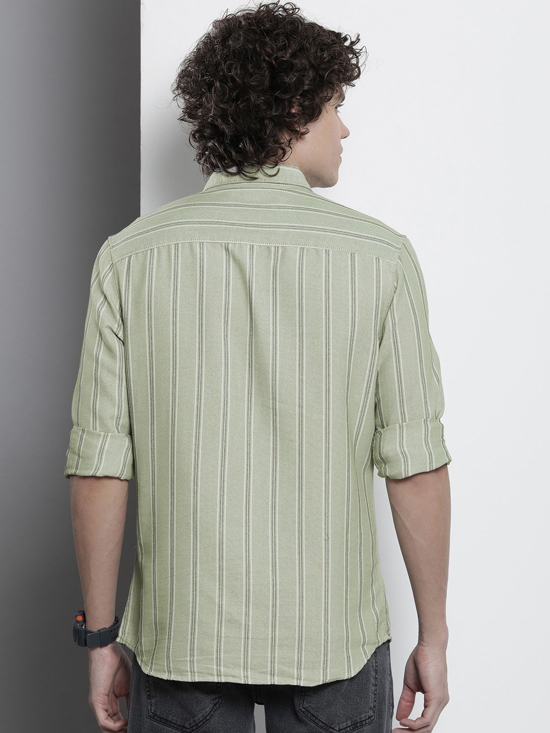 The Indian Garage Co Men Striped Casual Shirt