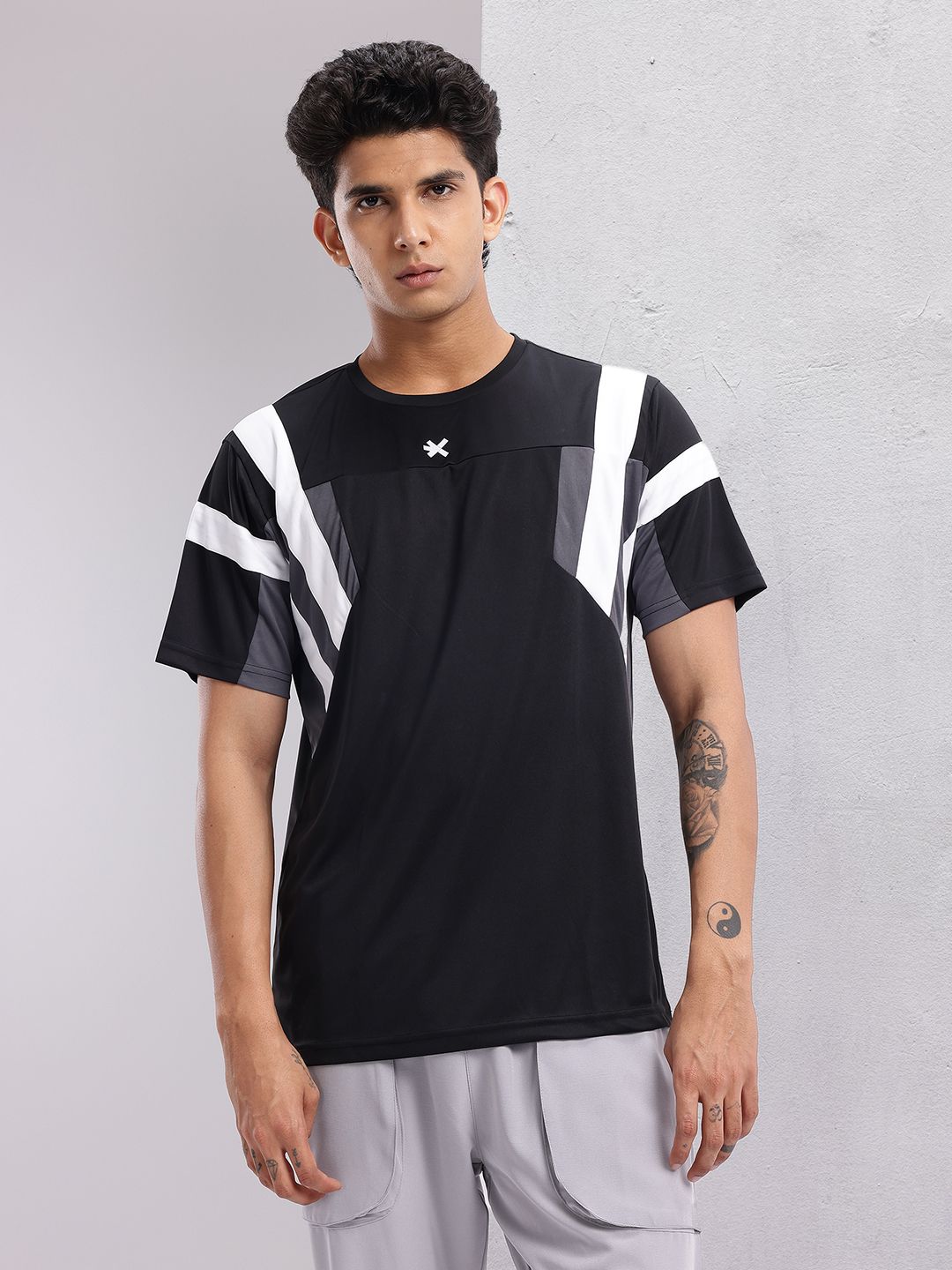 HRX by Hrithik Roshan Men Striped Rapid-Dry Running T-shirt