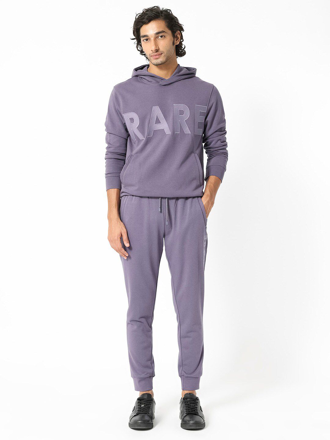 RARE RABBIT Men April Hooded Typography Printed Sweatshirt