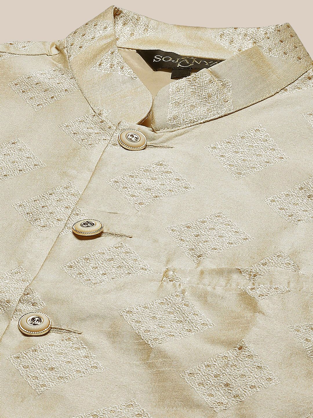 SOJANYA Mandarin Collar Regular Kurta With Churidar & Nehru Jacket