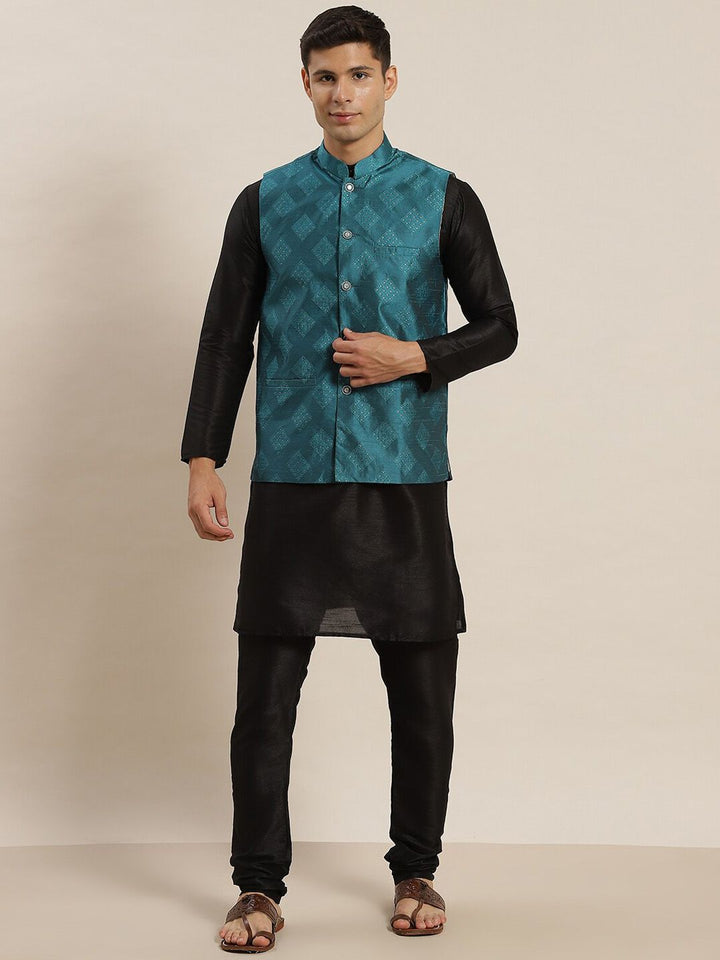 SOJANYA Mandarin Collar Silk Blend Regular Kurta With Churidar & Nehru jacket