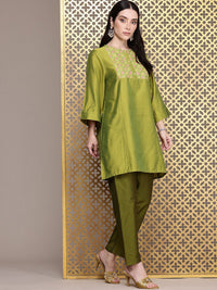 House of Pataudi Ethnic Motifs Embroidered Regular Jashn Kurti With Trousers