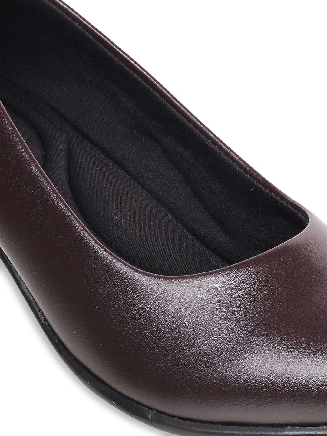 Metro Woman Brown Block Pumps