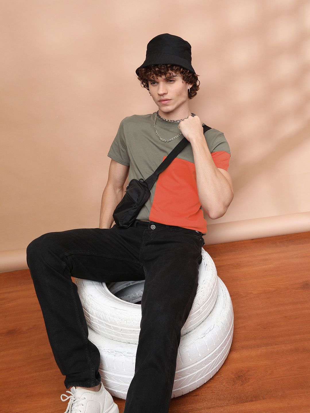 The Indian Garage Co Men Grey  Orange Colourblocked Round Neck Pure Cotton T-shirt