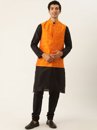 SOJANYA Kurta Hitam & Oren Lelaki dengan Churidar