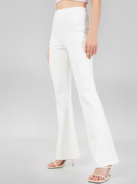 SASSAFRAS Women White Slim Fit Mid Rise Trousers