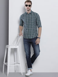 The Indian Garage Co Men Green & White Checked Cotton Casual Shirt