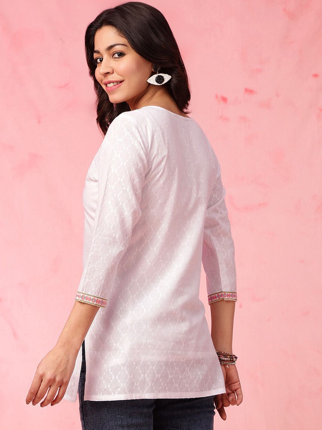 Anouk Women Thread Work Kurta