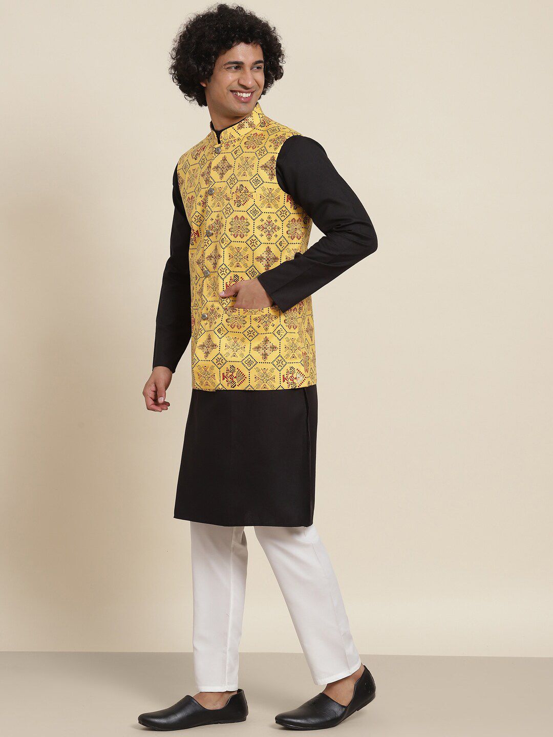 SOJANYA Kurta Biasa Kolar Mandarin Dengan Baju Tidur & Jaket Nehru