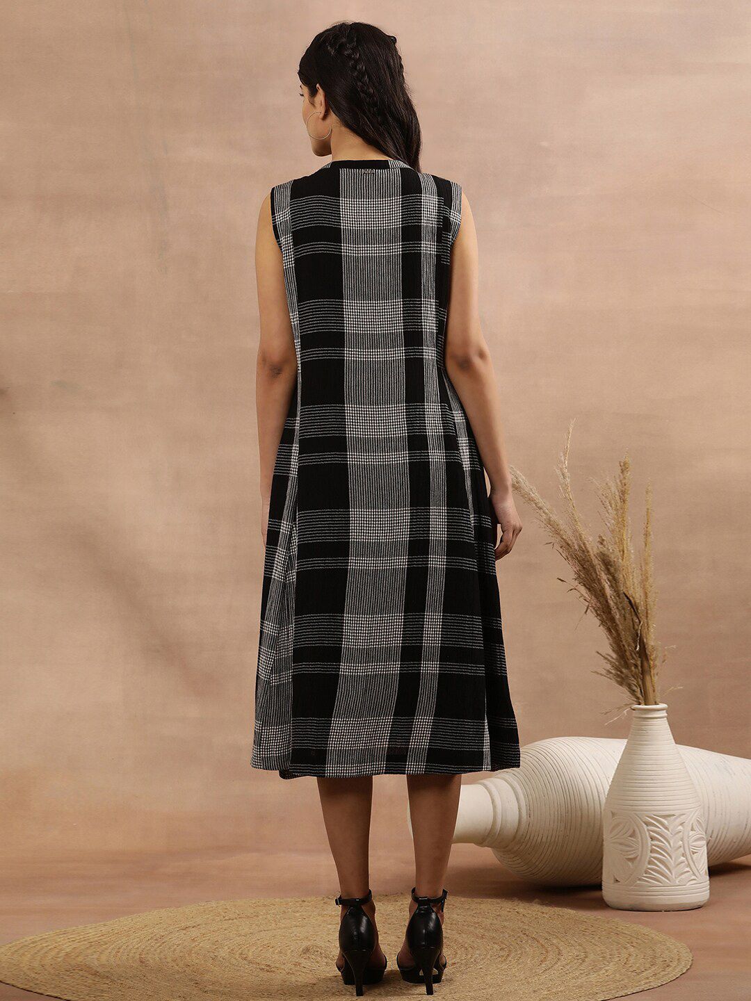 W Checked Mandarin Collar A-Line Midi Dress