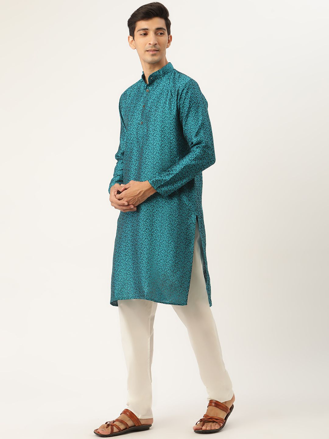 SOJANYA Men Teal Blue & Maroon Woven Design Kurta with Churidar & Nehru Jacket