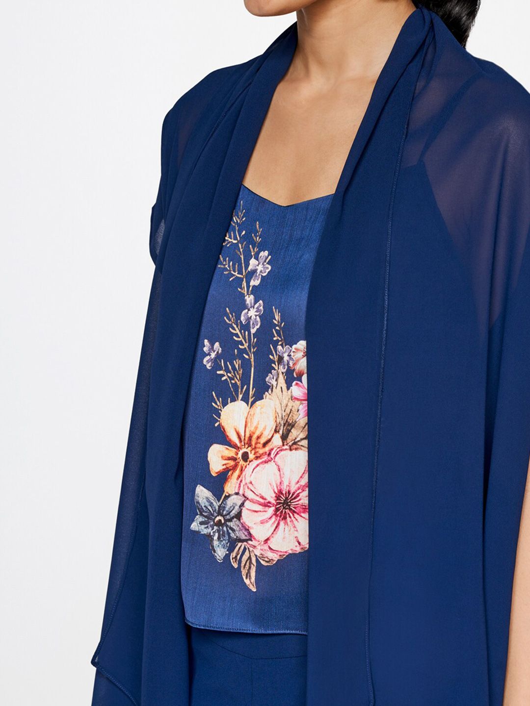 AND Printed Round Neck Top With Trousers & Shrug