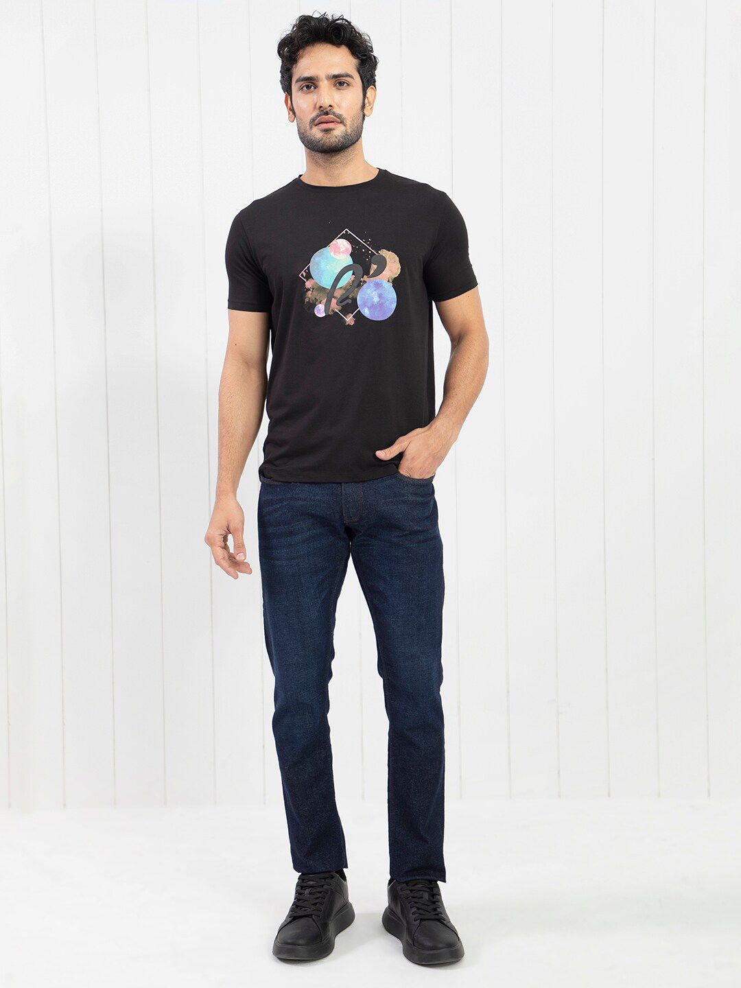 RARE RABBIT Men Moreno Graphic Printed Slim Fit Cotton T-Shirt