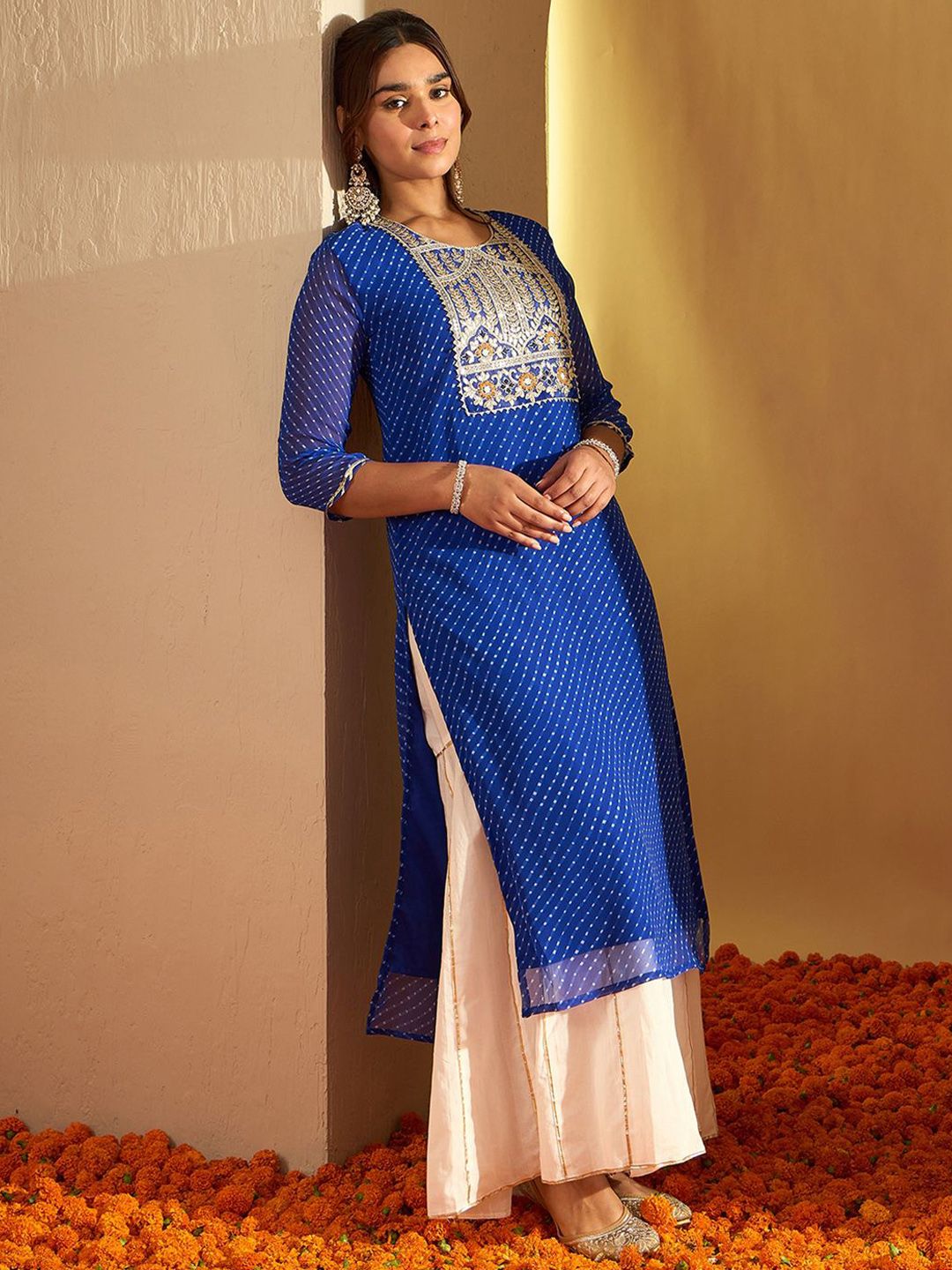 Indo Era Ethnic Motifs Embroidered Gotta Patti Straight Kurta