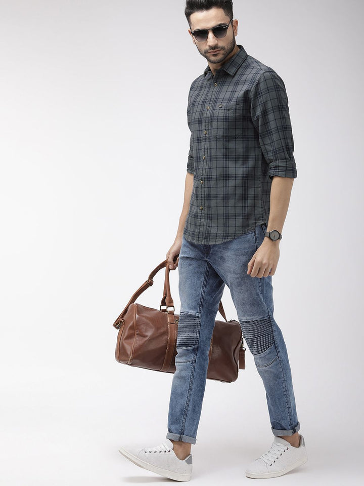 The Indian Garage Co Men Grey & Navy Blue Slim Fit Checked Casual Shirt