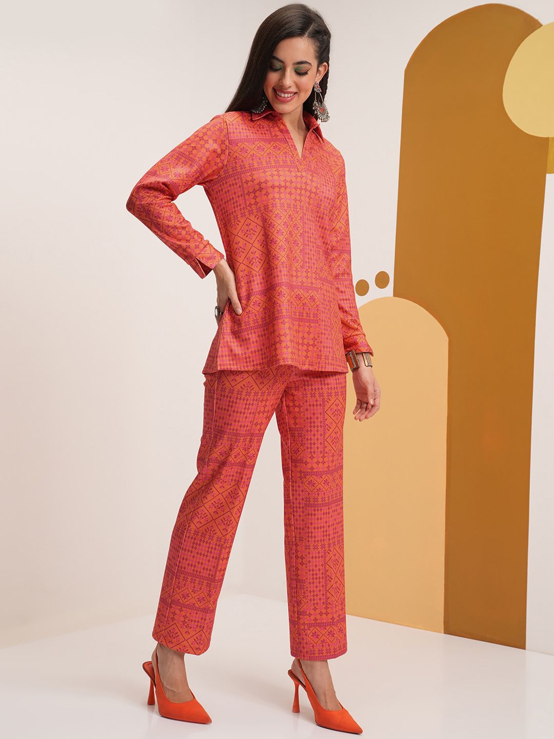 Vishudh Geometric Printed Shirt Collar Tunic With Trousers