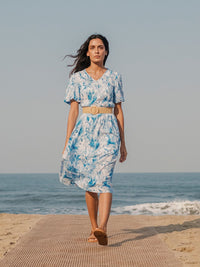 Rareism Cetakan bunga Flared Flared Sleeve Fit & Flare Midi Dress