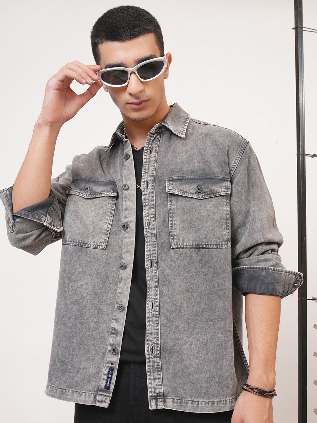 HIGHLANDER Men Regular Collar Checked Oversized shirt