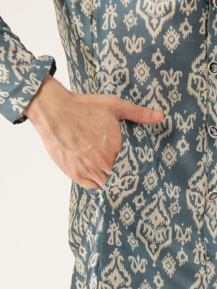 SOJANYA Men Blue & Off-White Printed Straight Angrakha Kurta