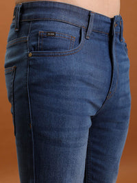 HIGHLANDER Men Slim Fit Mid-Rise Light Fade Clean Look Stretchable Jeans