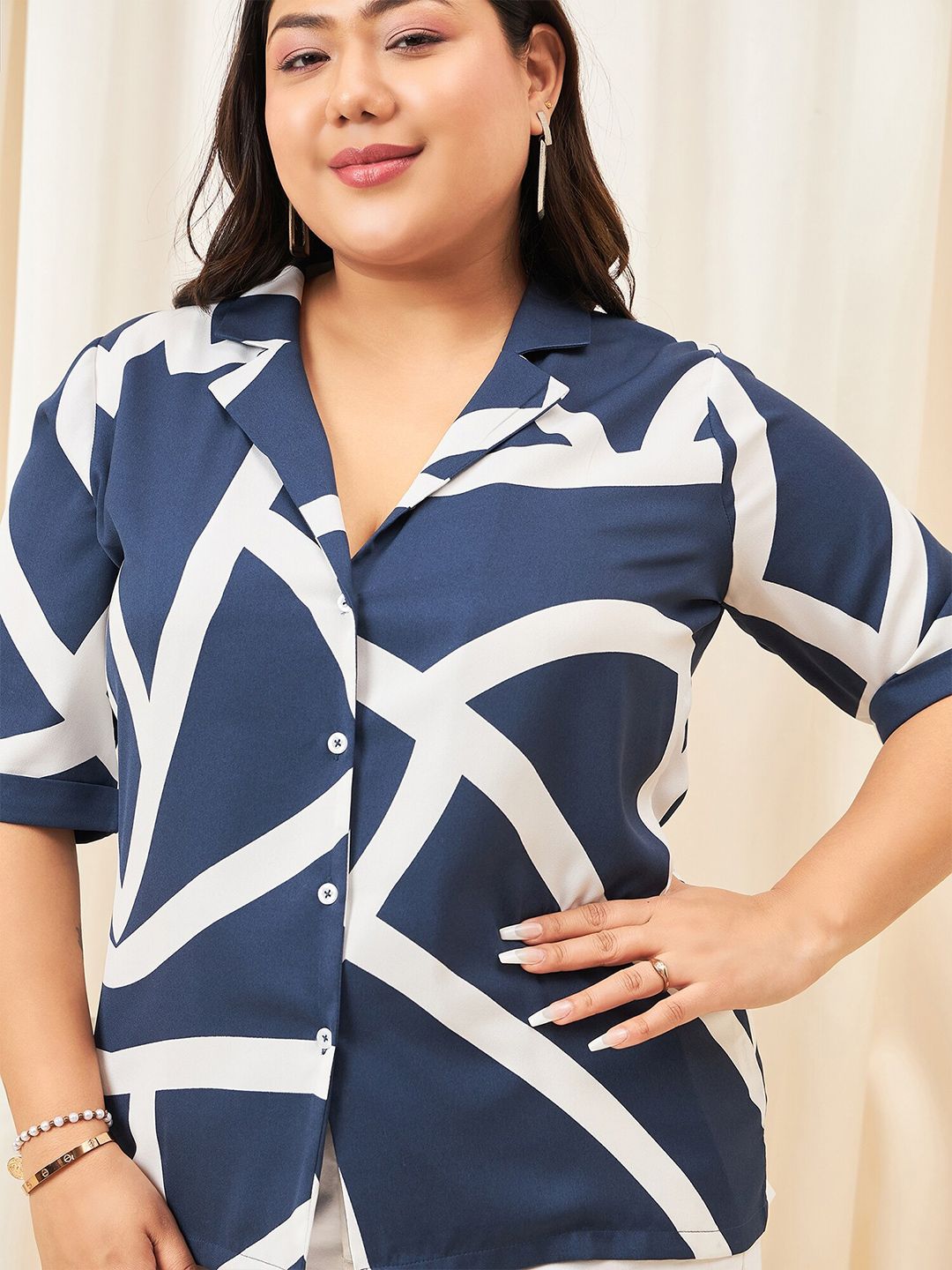 Berrylush Curve Navy Blue Abstract Printed Button Shirt Collar Top